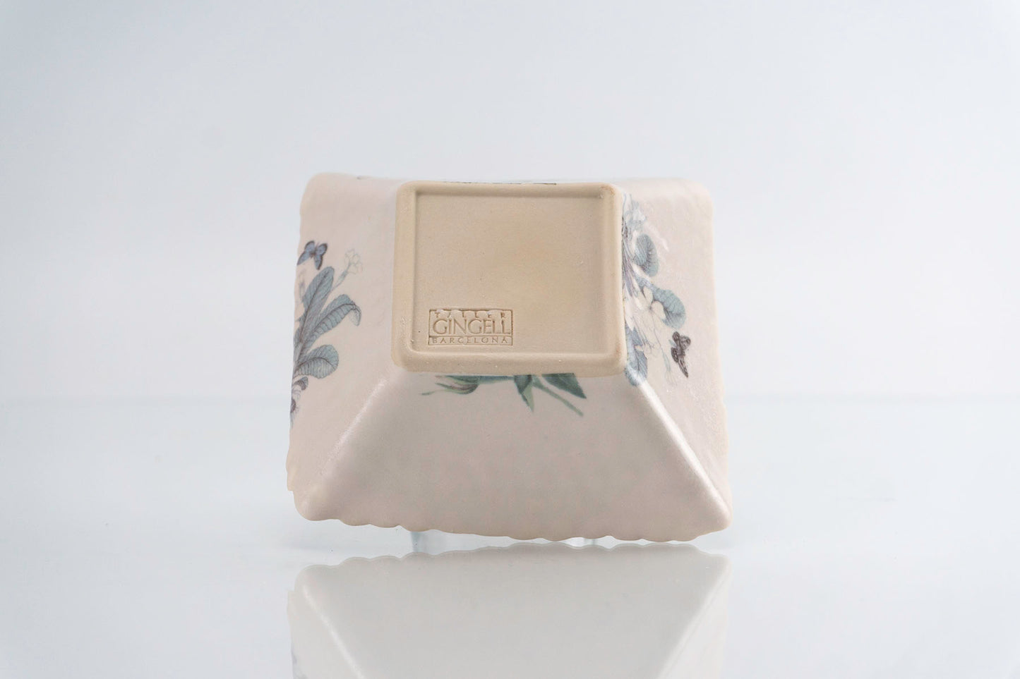 Flower Dimpled Square Dish (d-123)