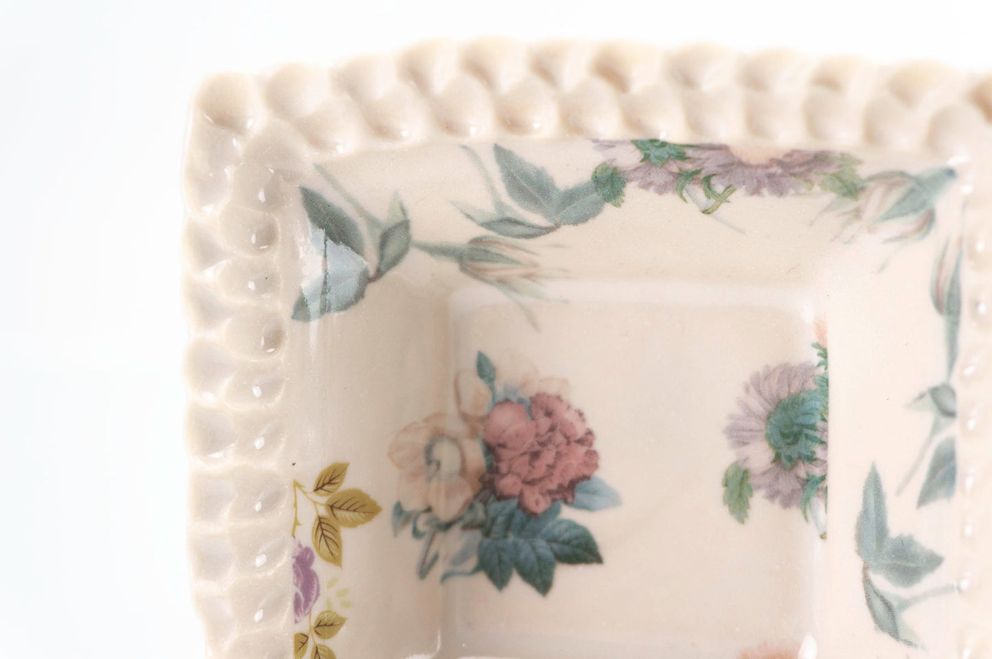Flower Dimpled Square Dish (d-124)
