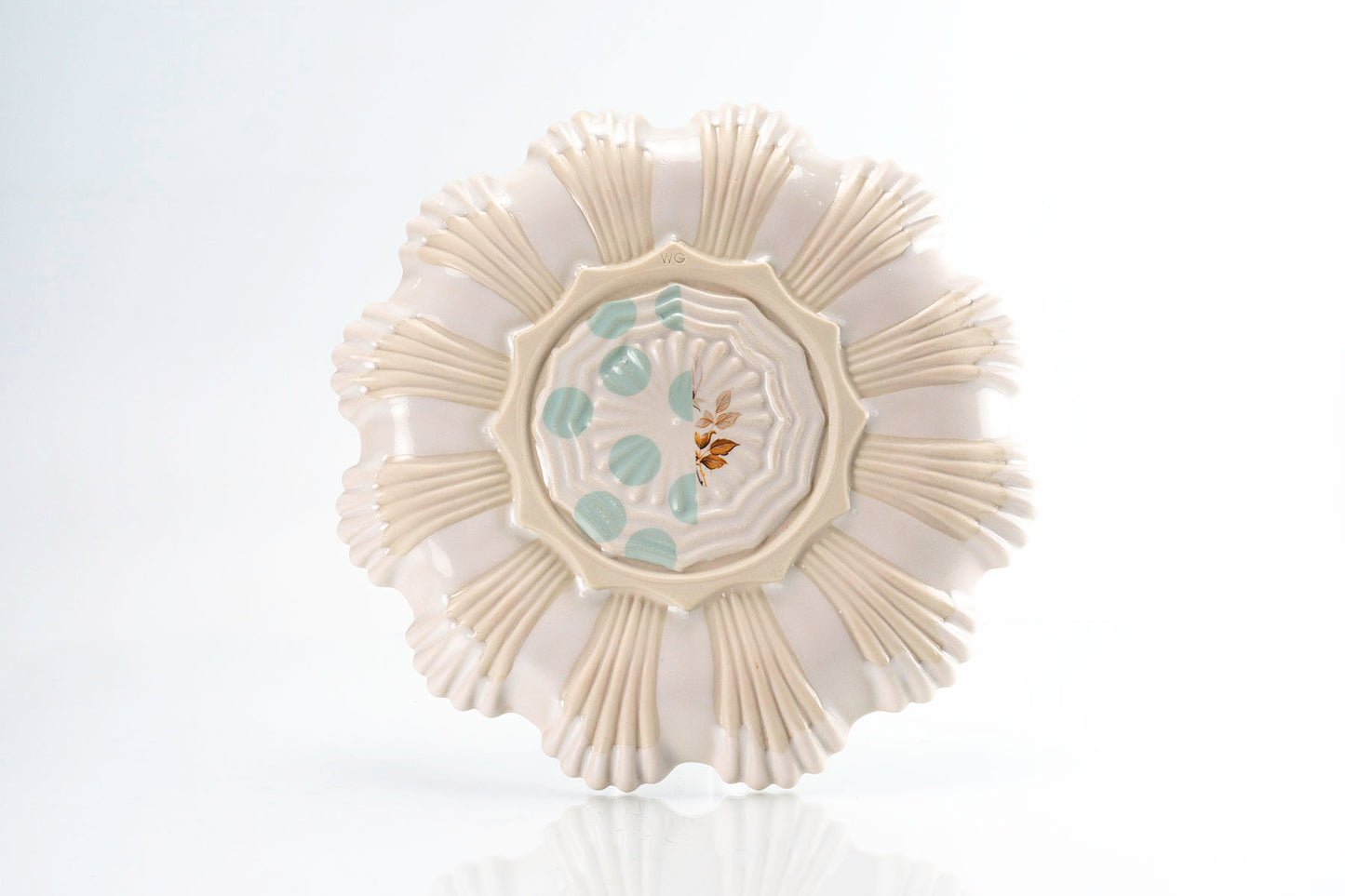 Flower and Teal Dot Medium Plate (p-280)