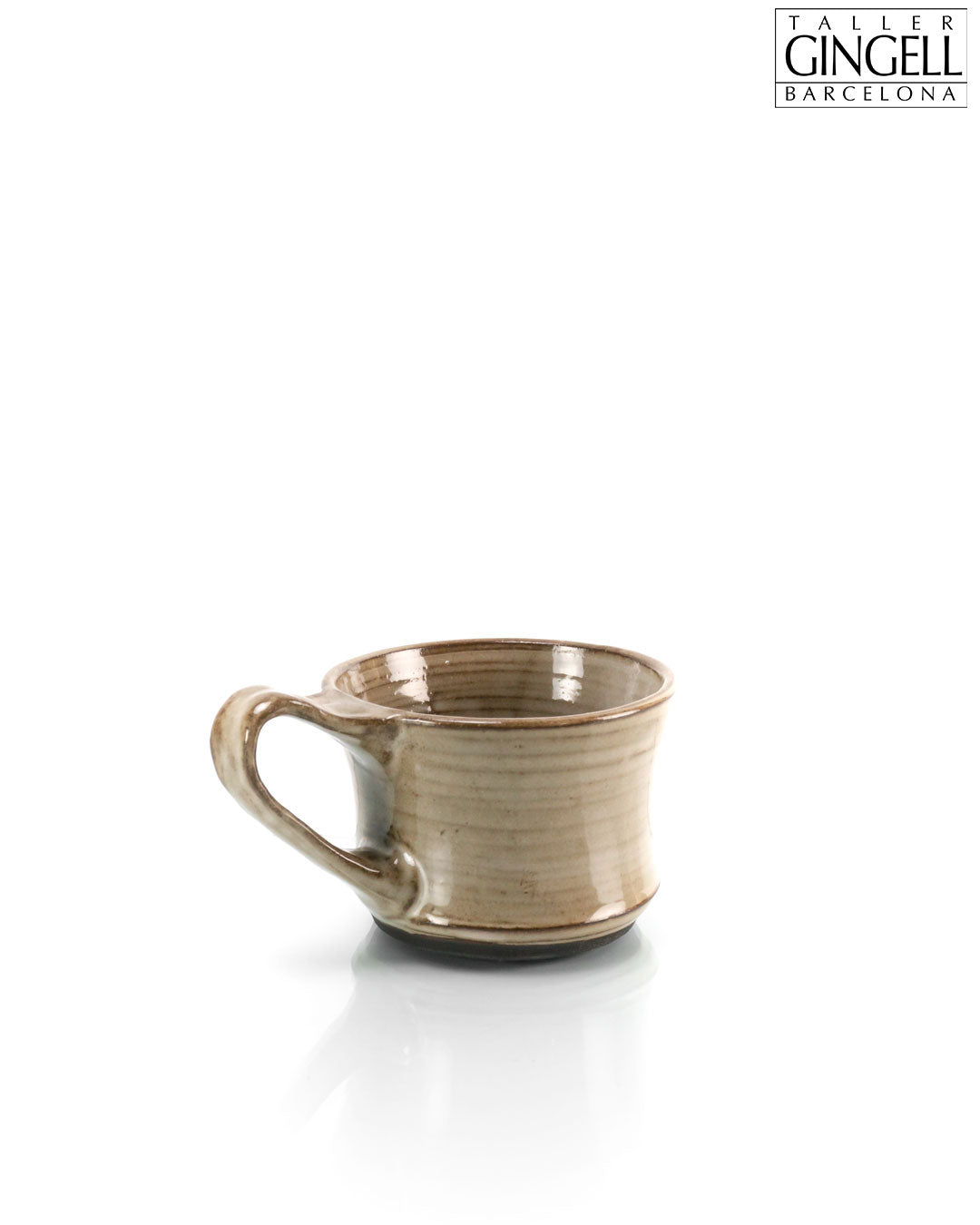 Tasse en grès (c-235)