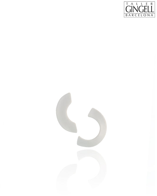 Boucles d'oreilles demi-arc en argent sterling et porcelaine blanche (j - 37)