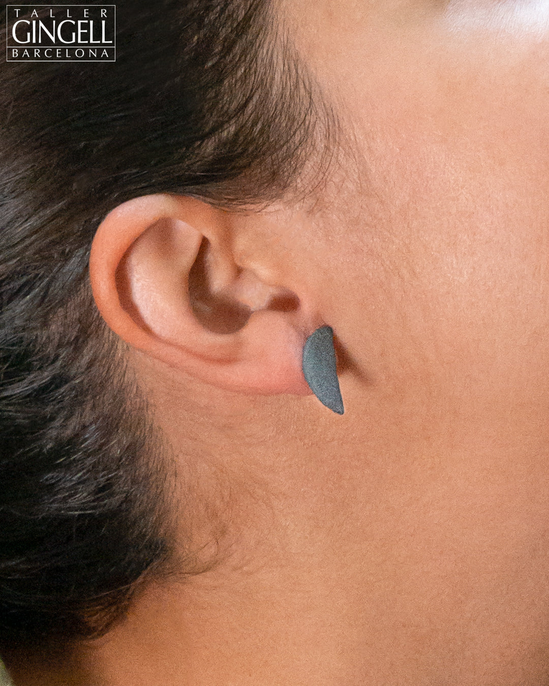 Boucles d'oreilles en argent sterling et porcelaine noire en forme de croissant (j - 41)