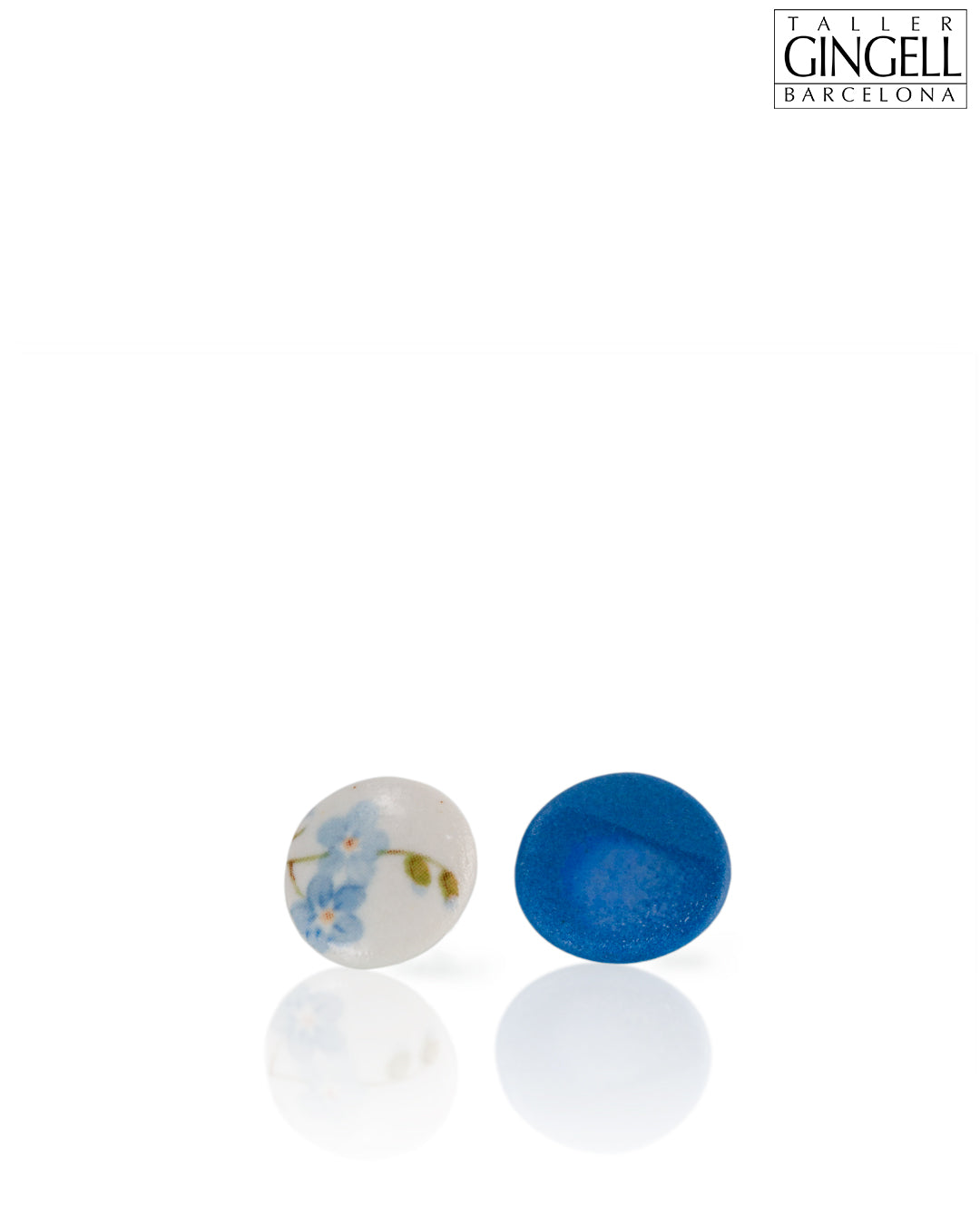 Boucles d'oreilles à tige dépareillées en argent et porcelaine (j - 45)