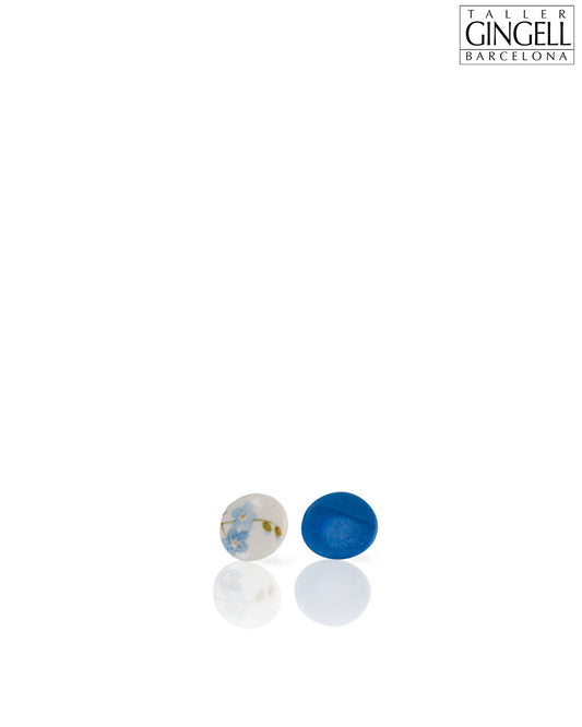 Boucles d'oreilles à tige dépareillées en argent et porcelaine (j - 45)