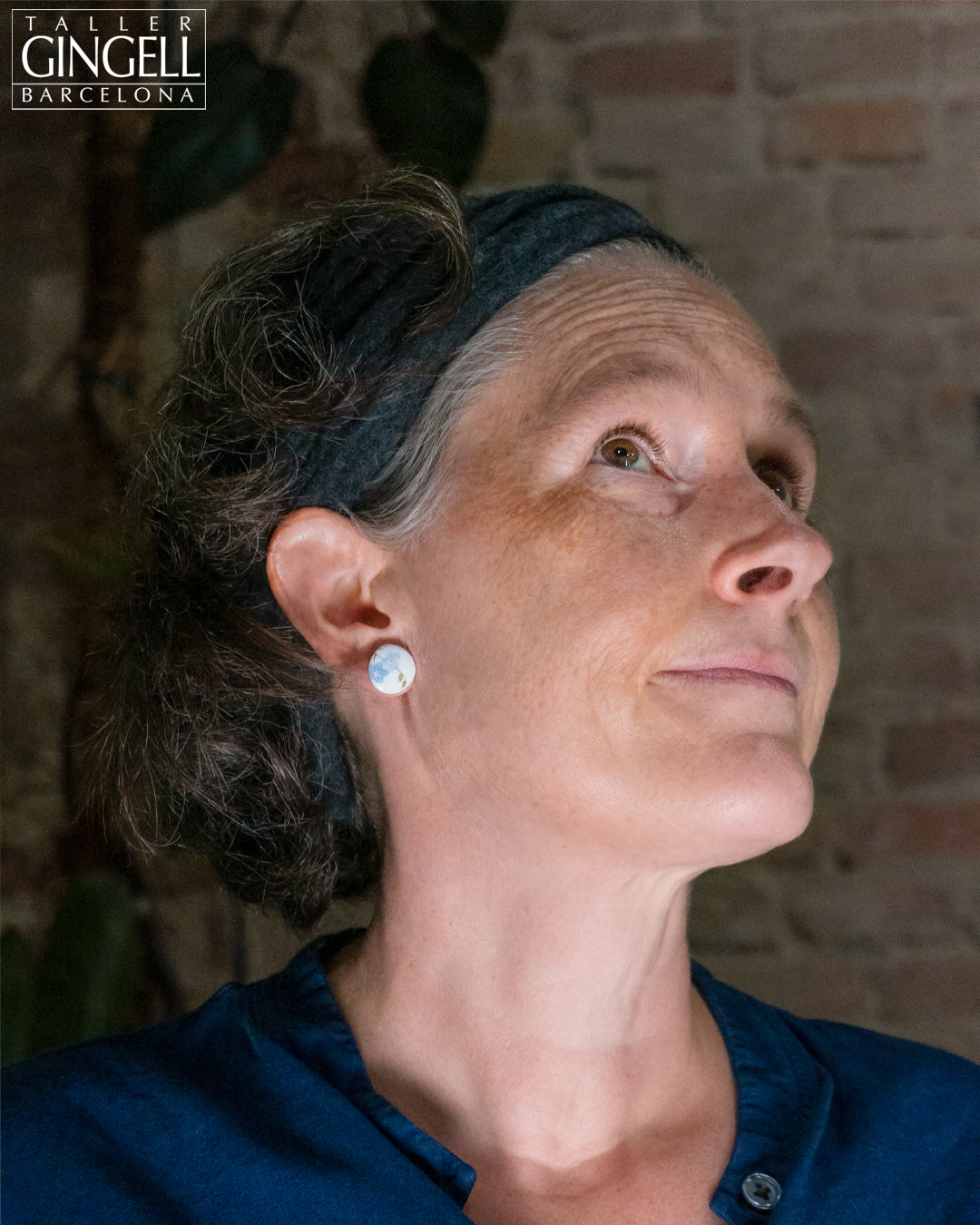 Boucles d'oreilles à tige dépareillées en argent et porcelaine (j - 45)