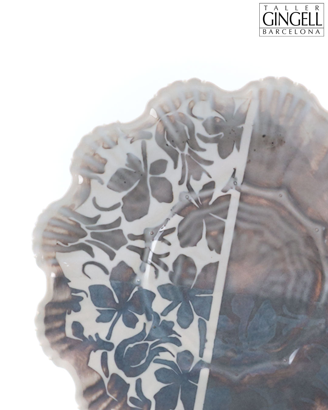Medium Stoneware Plate (p - 301)