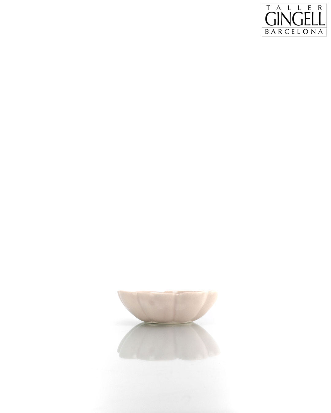 Dogwood Petal Dish (d-150)