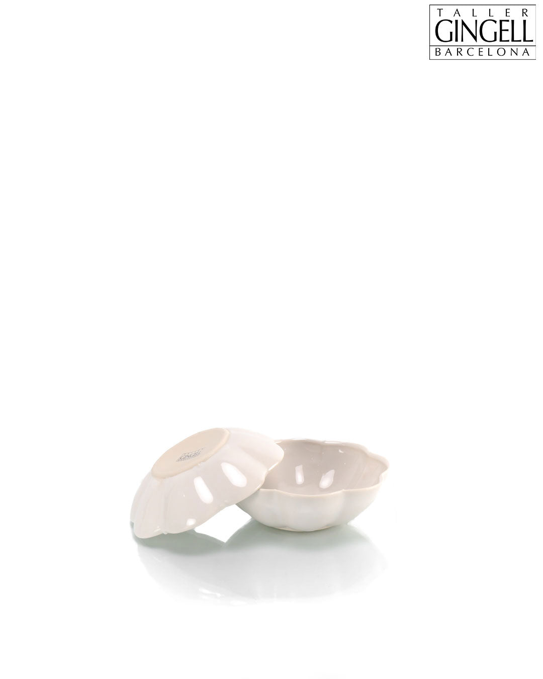 White Petal Dish (d-148)