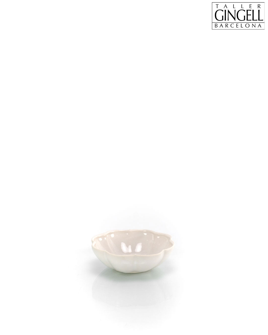 White Petal Dish (d-148)