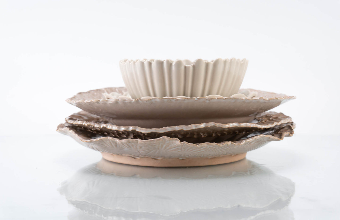 Textured Rim 5-Piece Place Setting | Table Setting