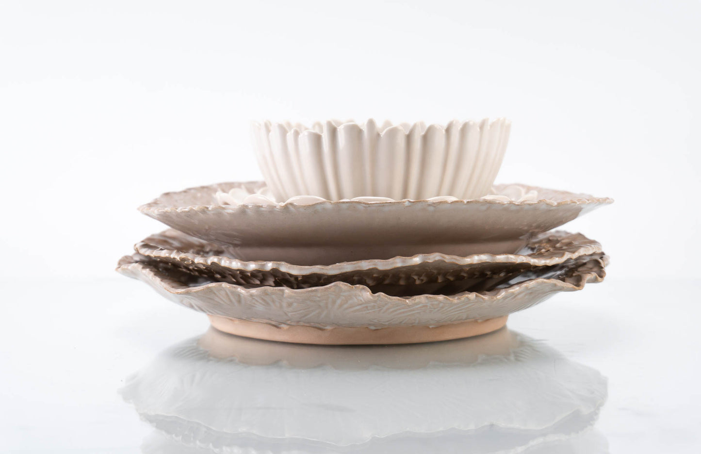 Textured Rim 5-Piece Place Setting | Table Setting