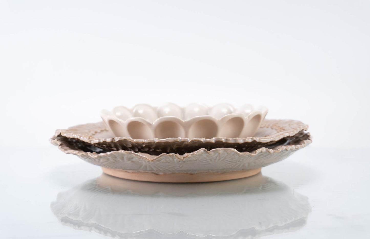 Textured Rim 3-Piece Place Setting | Wave Bowl | Table Setting