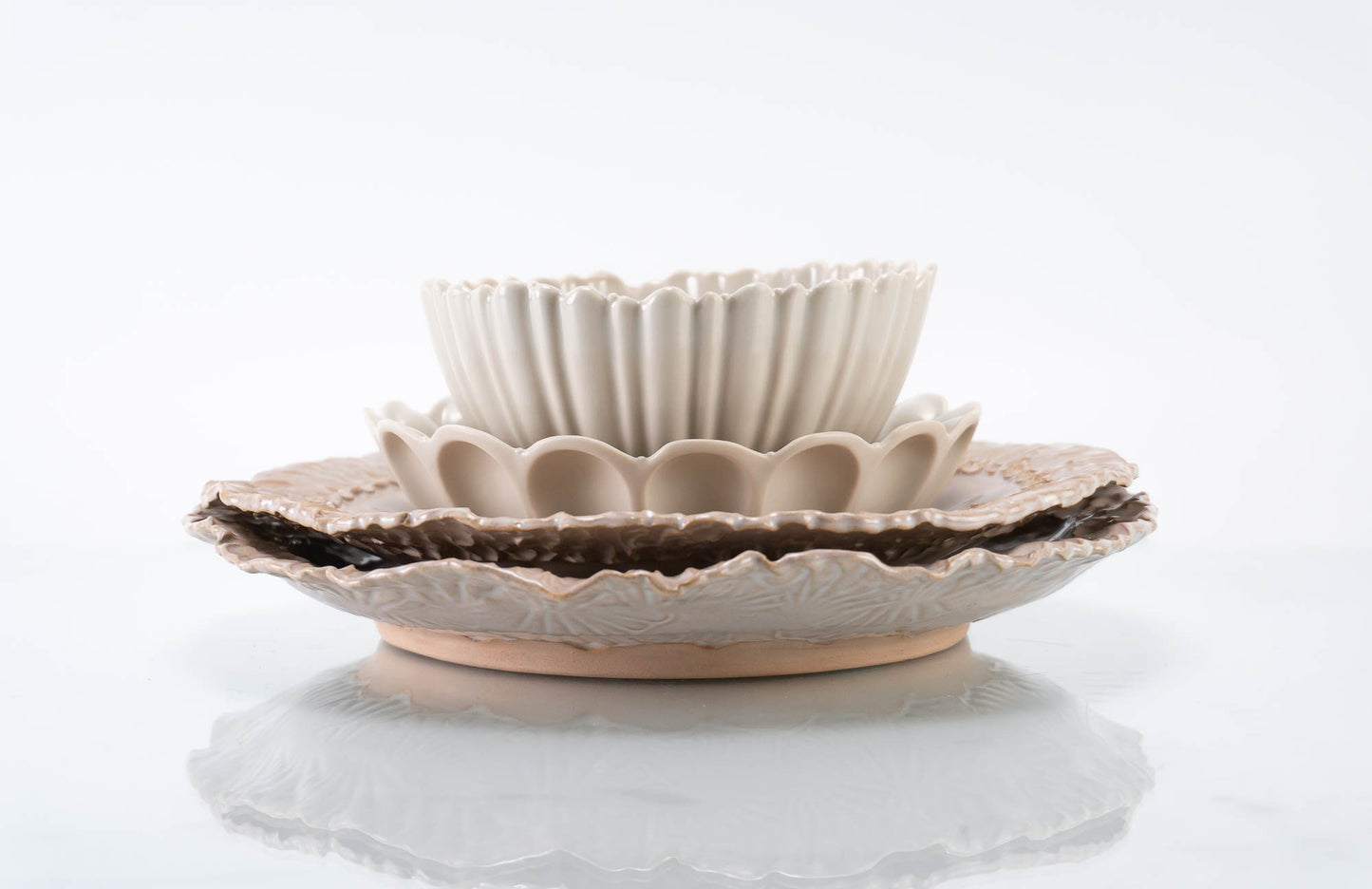 Textured Rim 4-Piece Place Setting | Table Setting