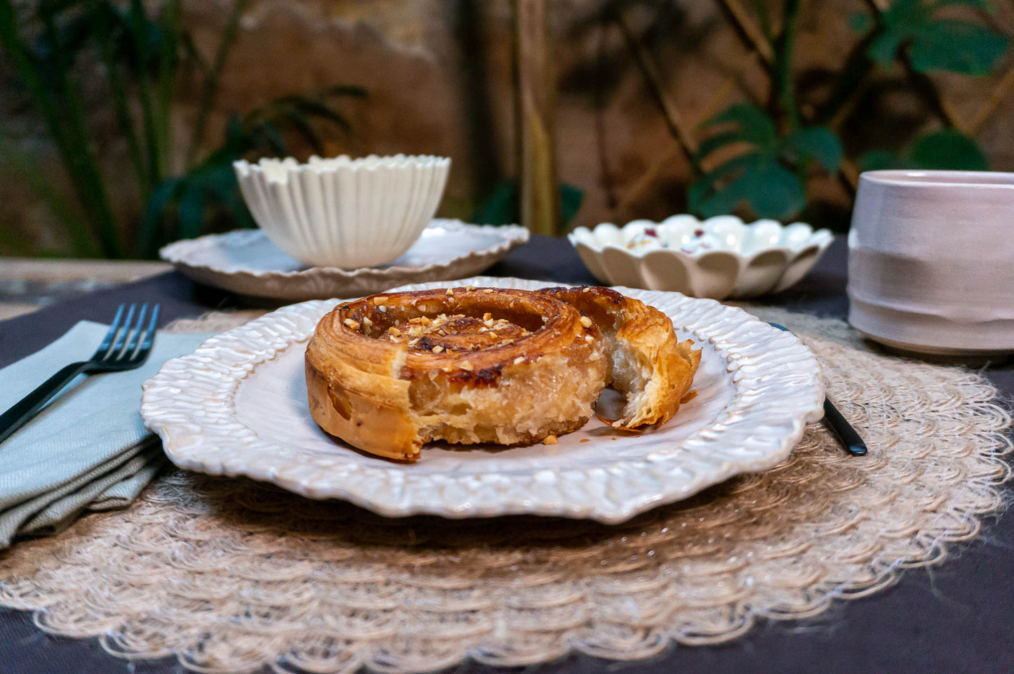 Medium Rimmed Plate | Lunch Plate | Medium Plate