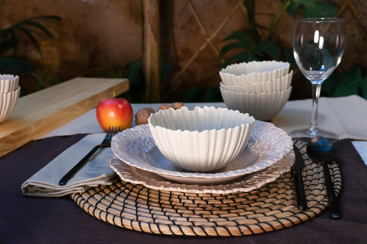 Medium Rimmed Plate 3-Piece Place Setting | Ridged Bowl | Table Setting