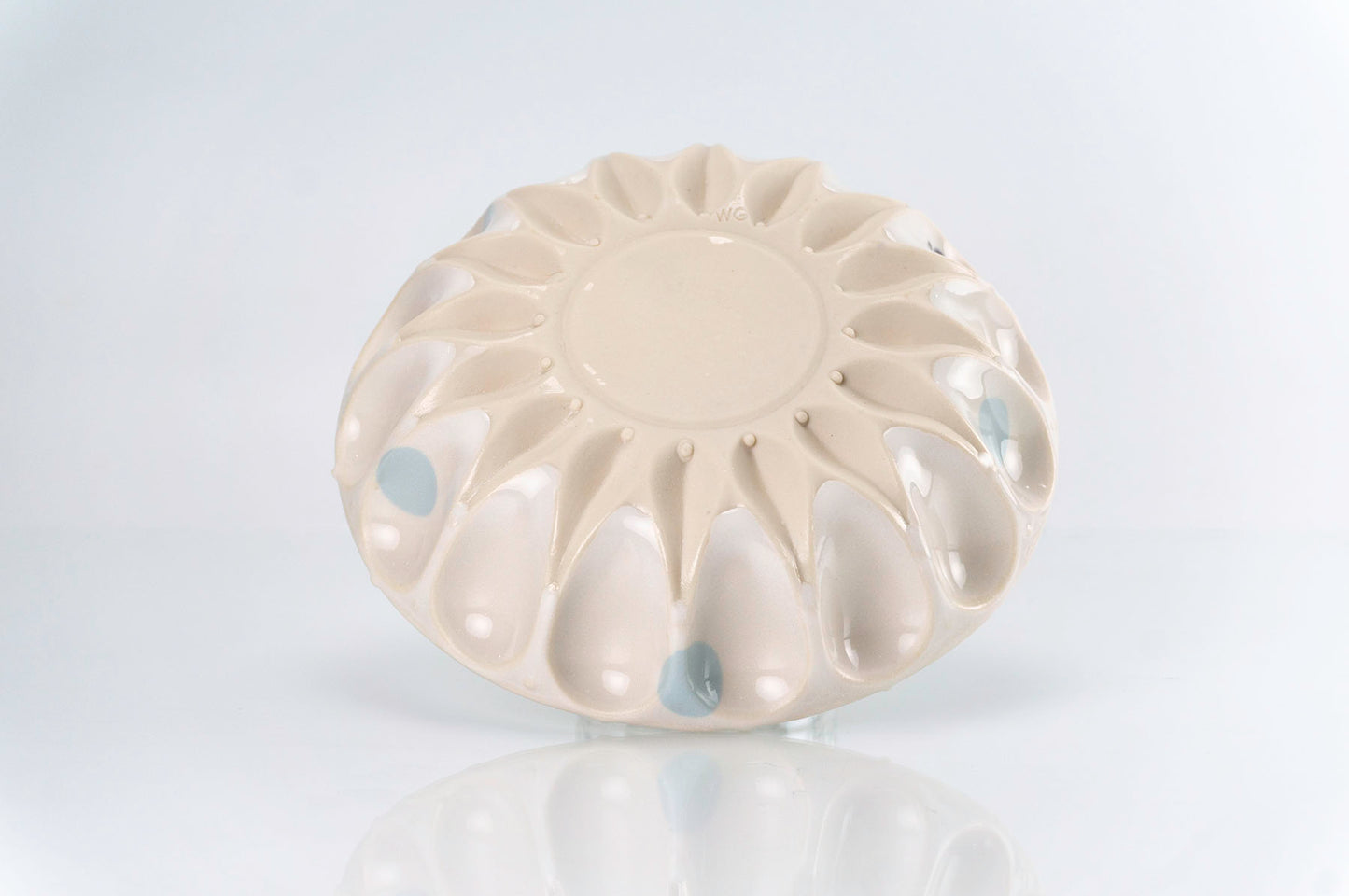 Flower and Blue Dot Wave Bowl (b-127)