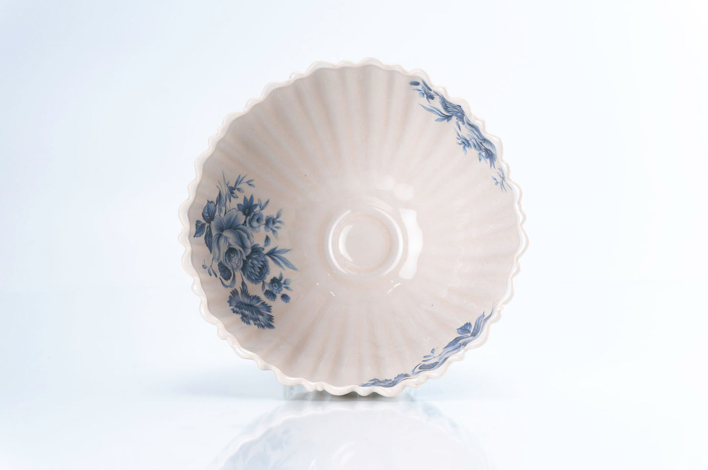 Ridged Blue Flower Bowl (b-137)