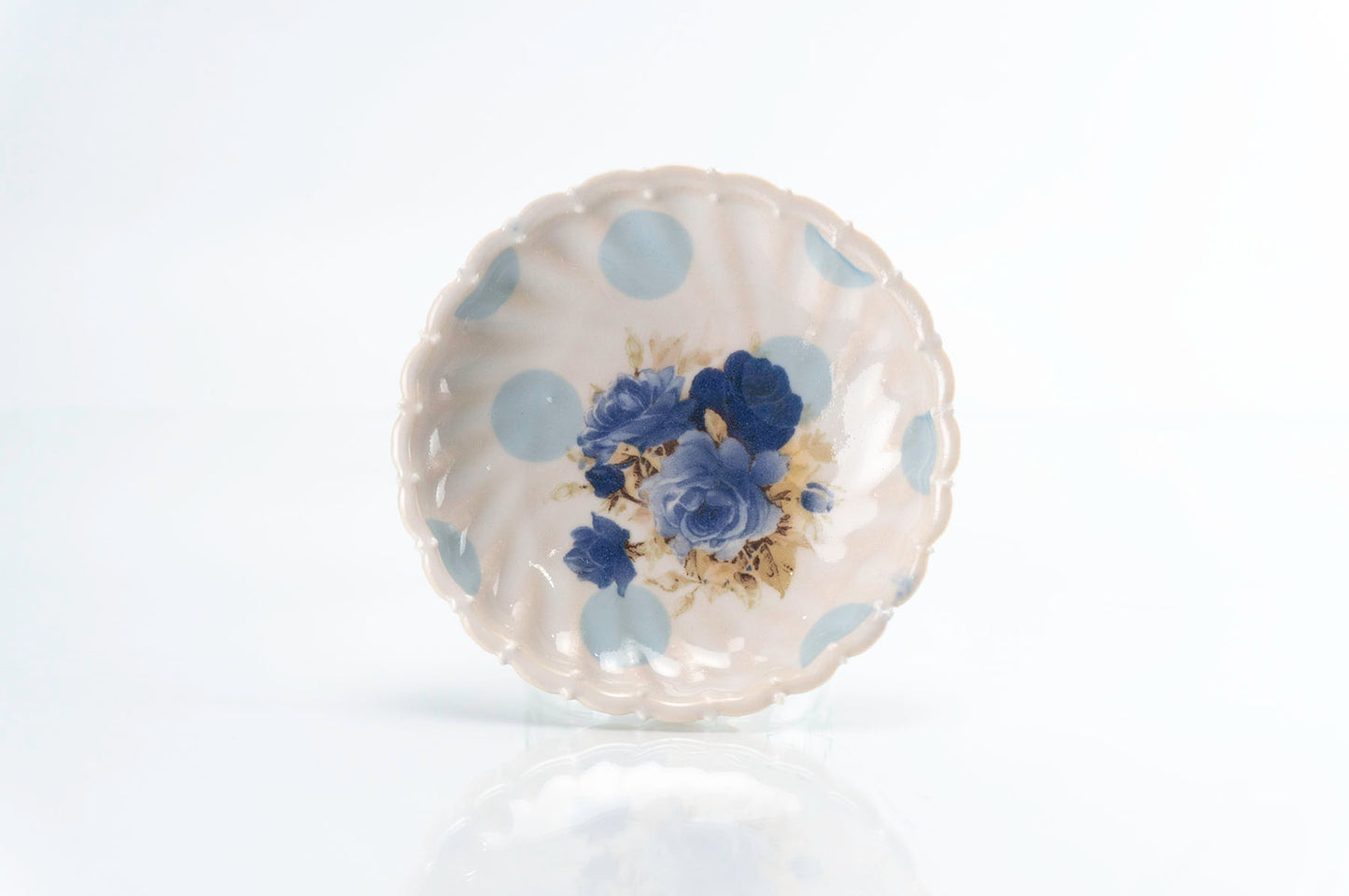 Flower and Blue Dot Round Dish (d-111)