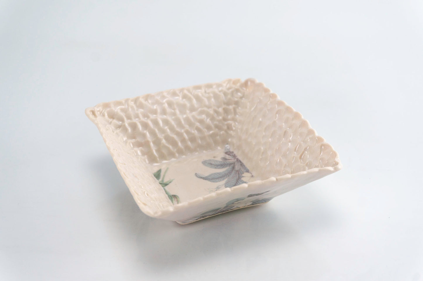 Flower Dimpled Square Dish (d-123)