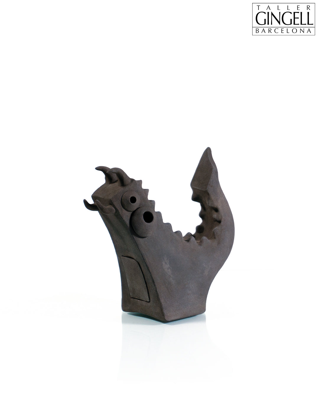 Ceramic sculpture in black stoneware from Catalonia