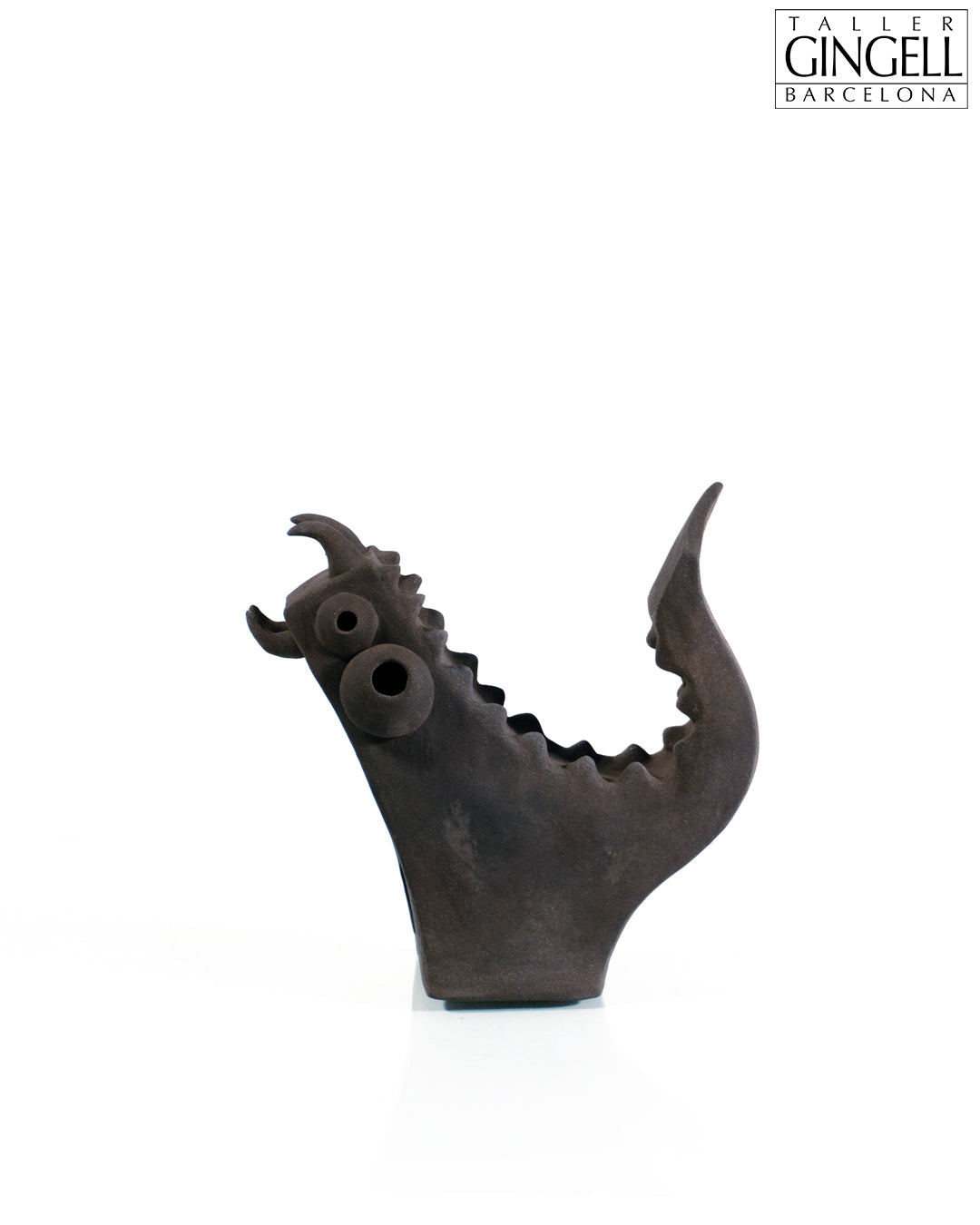 Ceramic sculpture in black stoneware from Catalonia