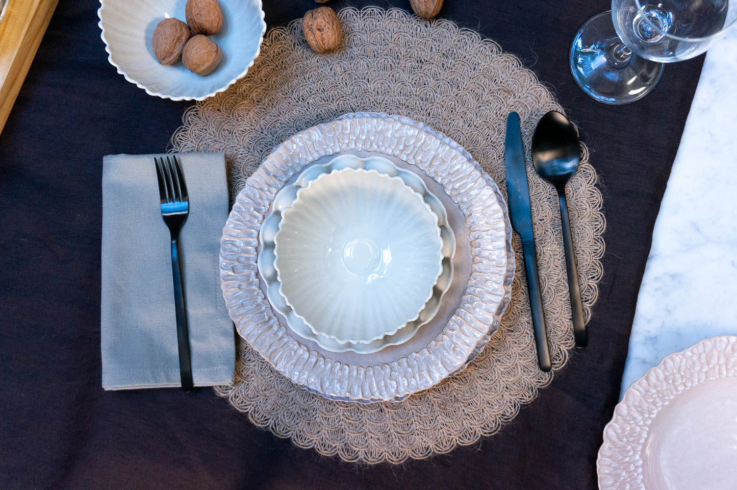Textured Rim 4-Piece Place Setting | Table Setting